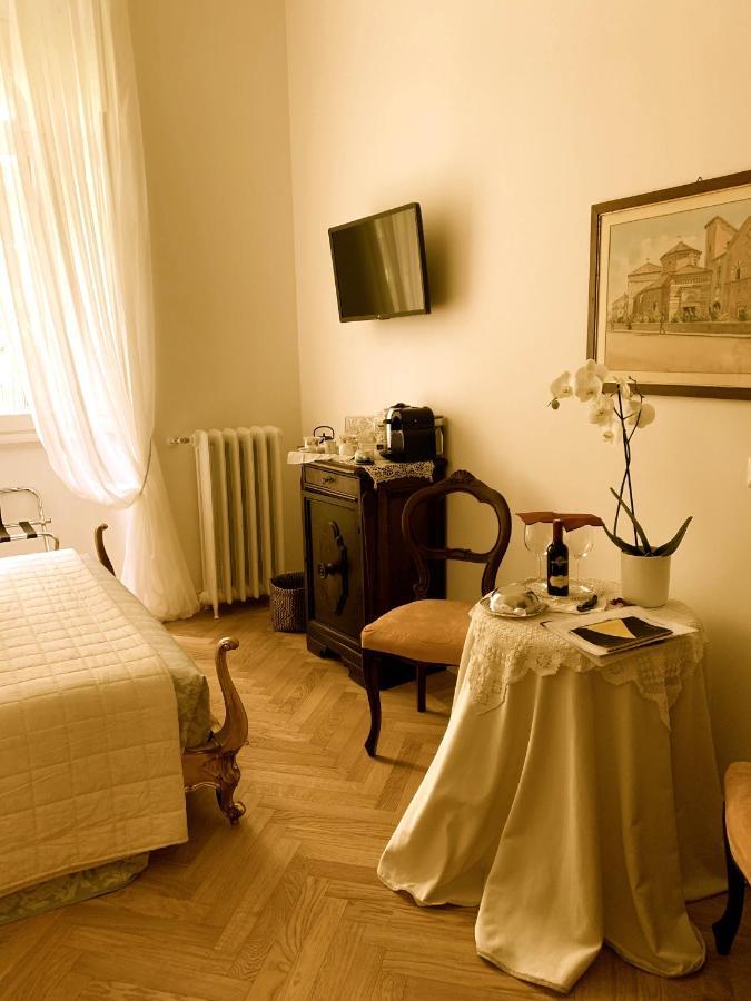 La Belle Coquette Bed and Breakfast Como Buitenkant foto