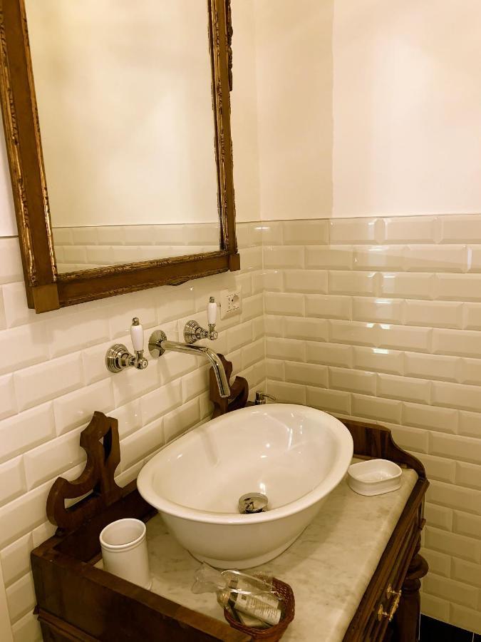 La Belle Coquette Bed and Breakfast Como Buitenkant foto